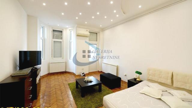 Stan, Trosoban, Prodaja, 86m2, Krunska, Vračar, Resavska