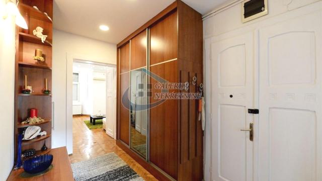 Stan, Trosoban, Prodaja, 86m2, Krunska, Vračar, Resavska