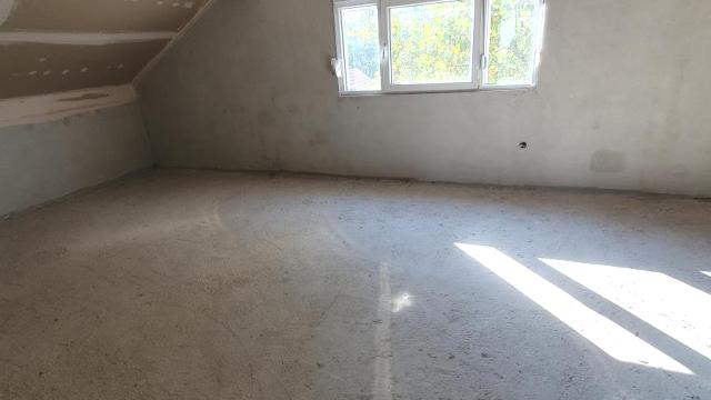 Kuća, četvorosoban, Prodaja, 123m2, Irig