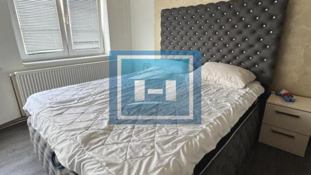 Stan, Trosoban, Prodaja, 82m2, Paraćin