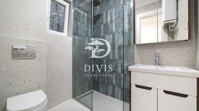 Stan, četvorosoban, Prodaja, 131m2, Kraljice Natalije