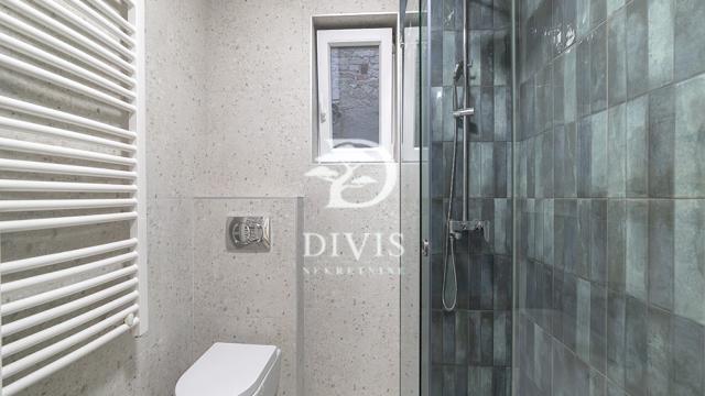 Stan, četvorosoban, Prodaja, 131m2, Kraljice Natalije