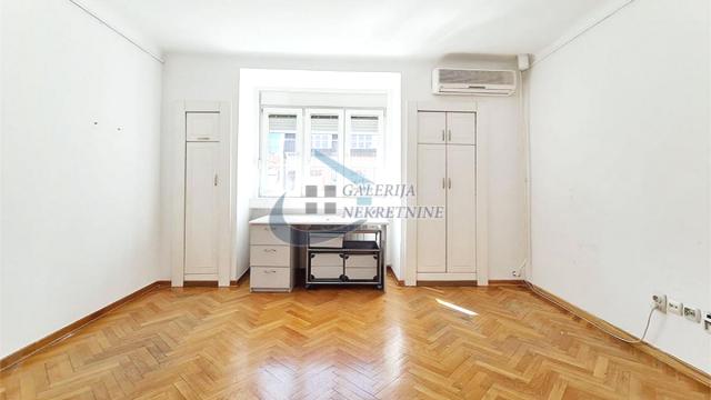 Stan, Dvoiposoban, Izdavanje, 68m2, Dom omladine, Stari grad, Makedonska