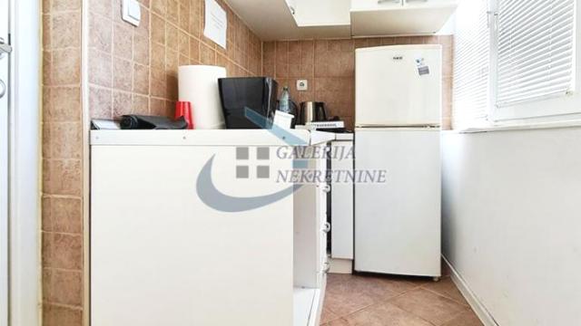 Stan, Dvoiposoban, Izdavanje, 68m2, Dom omladine, Stari grad, Makedonska