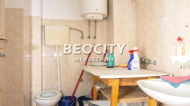 Poslovni prostor, četvorosoban, Izdavanje, 74m2, Cvetni trg, Vračar, Kralja Milutina