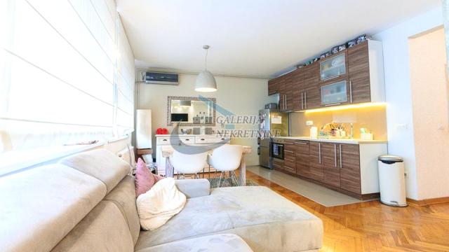 Stan, Dvoiposoban, Prodaja, 74m2, Crveni krst, Vračar, Kajmakčalanska