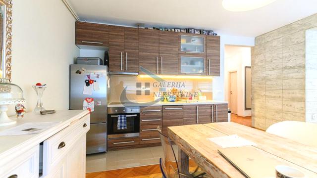 Stan, Dvoiposoban, Prodaja, 74m2, Crveni krst, Vračar, Kajmakčalanska