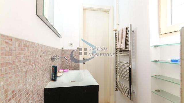 Stan, četvorosoban, Prodaja, 105m2, Krunska, Vračar, Kumanovska