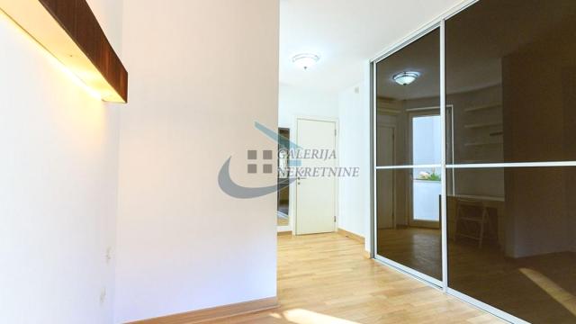 Stan, četvorosoban, Prodaja, 105m2, Krunska, Vračar, Kumanovska