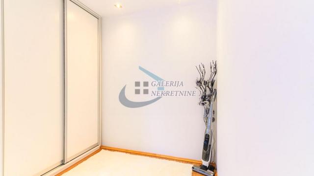 Stan, Troiposoban, Prodaja, 95m2, Cerak vinogradi, Čukarica, Kedrova