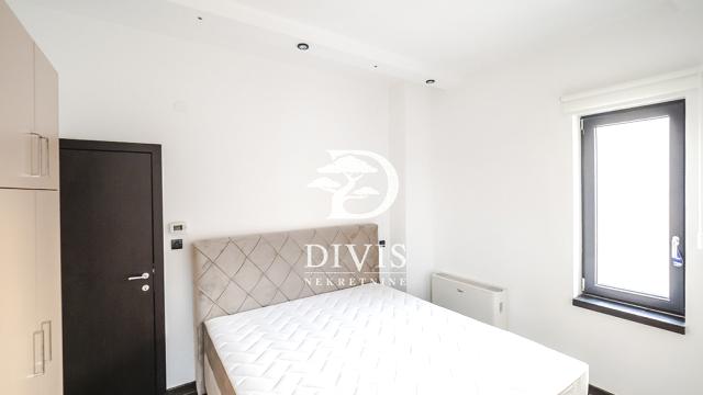 Stan, Trosoban, Izdavanje, 84m2, Kuršumlijska