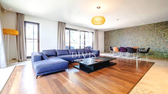 Stan, četvorosoban, Izdavanje, 234m2, Serdar Jola