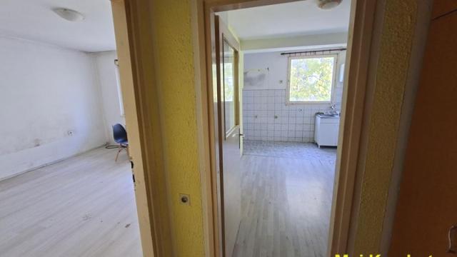 Stan, Trosoban, Prodaja, 76m2, Cerak, Čukarica, Prištinska