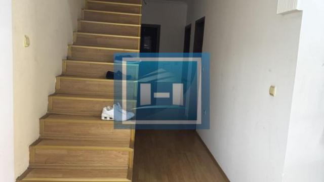 Kuća, Prodaja, 214m2, Gradska lokacija, Ćuprija