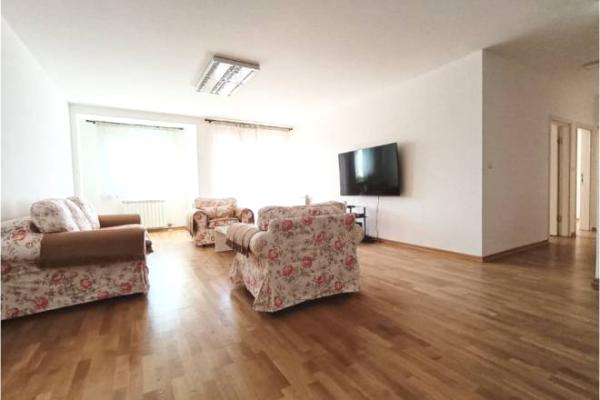 izdavanje, stanova,
beograd, 990947, trosoban-bokeljska