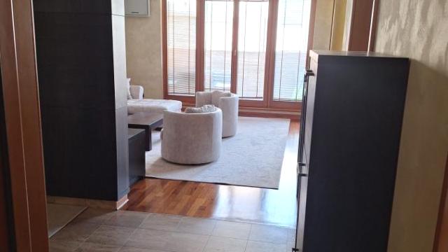 Stan, Trosoban, Izdavanje, 90m2, Hram svetog Save, Vračar, Patrijarha Varnave