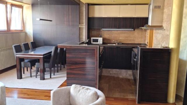 Stan, Trosoban, Izdavanje, 90m2, Hram svetog Save, Vračar, Patrijarha Varnave