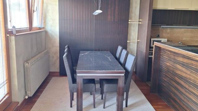 Stan, Trosoban, Izdavanje, 90m2, Hram svetog Save, Vračar, Patrijarha Varnave