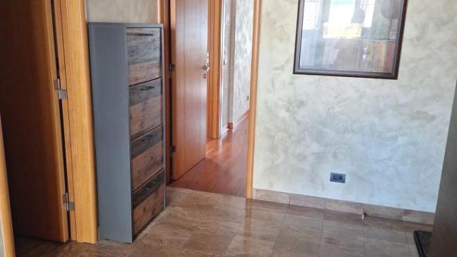 Stan, Trosoban, Izdavanje, 90m2, Hram svetog Save, Vračar, Patrijarha Varnave