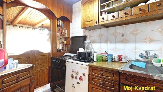 Stan, Petosoban, Prodaja, 136m2, Hram svetog Save, Vračar, Lamartinova