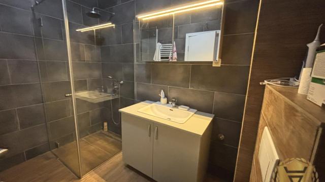 Stan, Dvoiposoban, Izdavanje, 75m2, Kalenić pijaca, Vračar, Maksima Gorkog