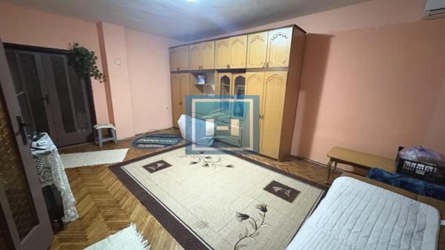 Kuća, Jednoiposoban, Izdavanje, 50m2, Centar, Gradska lokacija, Jagodina