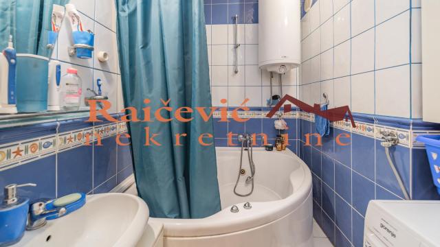 Stan, Dvoiposoban, Prodaja, 70m2, Blok 23, Novi Beograd, Milutina Milankovica