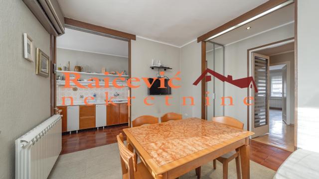 Stan, Trosoban, Prodaja, 72m2, Zeleni venac, Stari grad, Jug Bogdanova