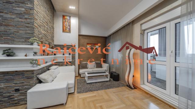 Stan, Trosoban, Prodaja, 80m2, Crveni krst, Vračar, Vojvode Supljikca