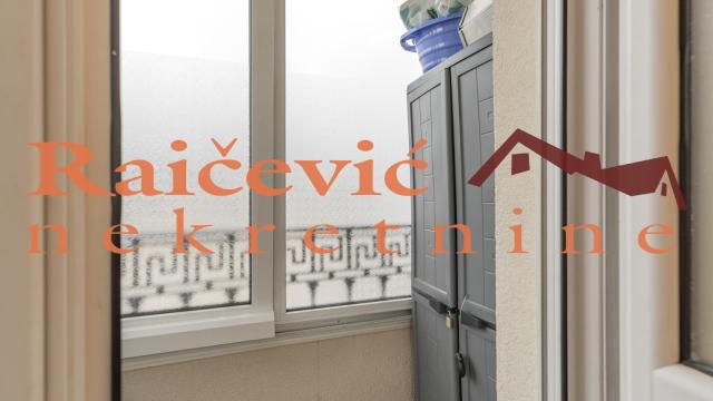 Stan, Trosoban, Prodaja, 80m2, Crveni krst, Vračar, Vojvode Supljikca