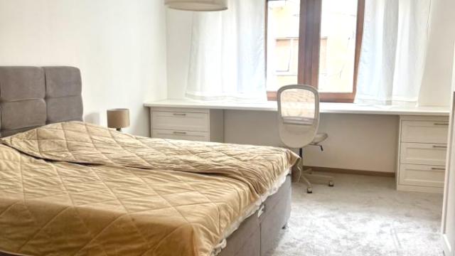 Stan, Trosoban, Izdavanje, 77m2, Dorćol, Stari grad, Drinčićeva