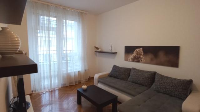 Stan, Dvoiposoban, Izdavanje, 56m2, Djeram pijaca, Zvezdara, Kajmakčalanska