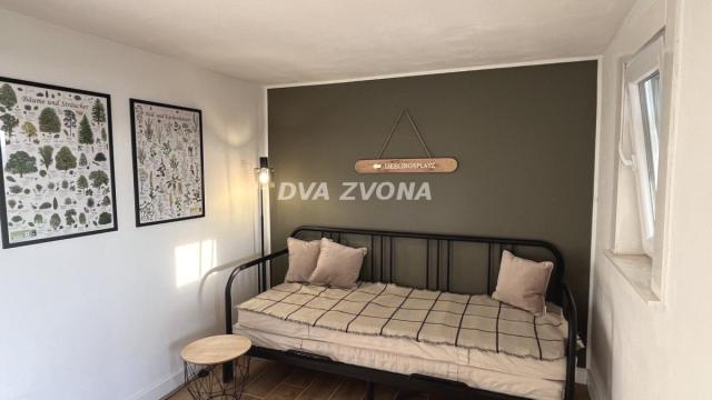 Kuća, Trosoban, Prodaja, 48m2, Fruška Gora, Okolno mesto, Sremski Karlovci