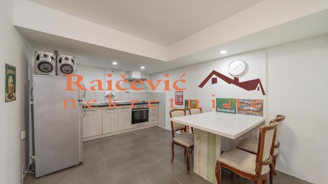 Stan, Dvoiposoban, Prodaja, 43m2, Centar, Savski venac, Savska