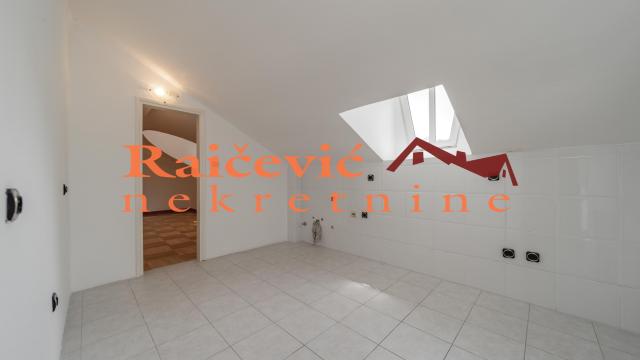 Kuća, Izdavanje, 544m2, Trošarina, Voždovac, Beranska