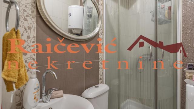 Stan, Dvosoban, Prodaja, 58m2, Blok 34 (Carina - Studentski grad), Novi Beograd, Bulevar Zorana Djindjica