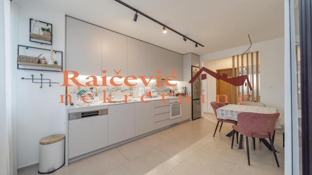 Stan, Trosoban, Prodaja, 136m2, Centar, Savski venac, Durmitorska