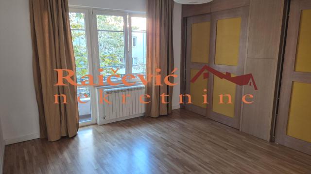 Stan, Troiposoban, Izdavanje, 98m2, Dorćol, Stari grad, Cara Dusana