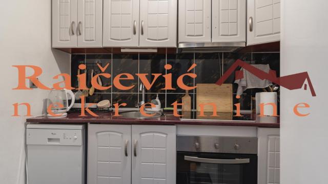 Stan, Dvosoban, Prodaja, 51m2, Gornji grad, Zemun, Medlinska