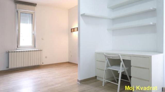 Stan, četvorosoban, Prodaja, 105m2, Krunska, Vračar, Kumanovska