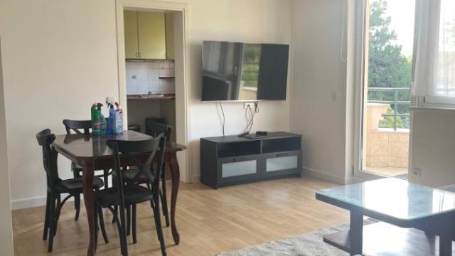 Stan, četvorosoban, Izdavanje, 77m2, Gradska bolnica, Zvezdara, Milana Grola