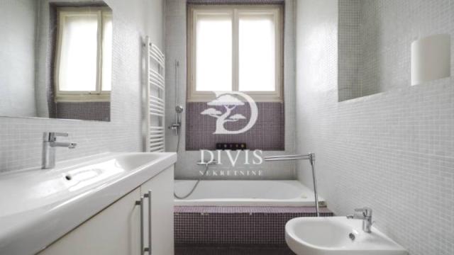 Stan, četvorosoban, Prodaja, 111m2, Kralja Vuašina