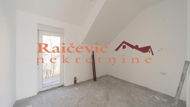 Stan, Trosoban, Prodaja, 80m2, Kaludjerica, Grocka, Kaludjerica