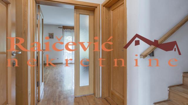 Stan, Petosoban, Prodaja, 142m2, Dedinje, Savski venac, Raska