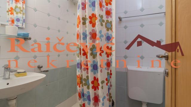 Stan, Petosoban, Prodaja, 142m2, Dedinje, Savski venac, Raska