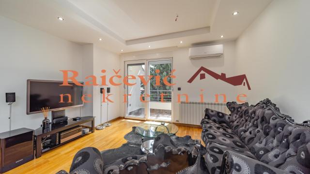 Stan, četvorosoban, Prodaja, 132m2, Voždovac, Gligorija Vozarevica