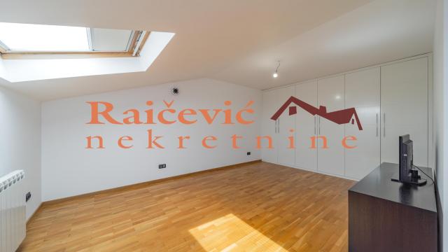 Stan, četvorosoban, Prodaja, 132m2, Voždovac, Gligorija Vozarevica