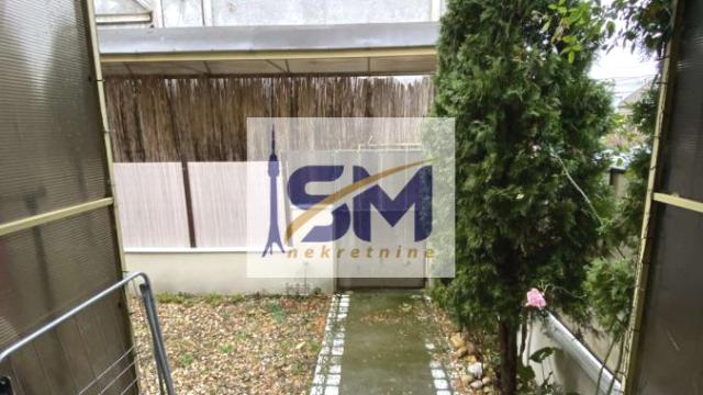 Stan, Trosoban, Prodaja, 61m2, Borča, Palilula, Borčanskih žrtava 1914