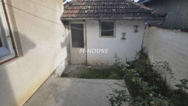 Kuća, Trosoban, Prodaja, 97m2, Selenča, Gradska lokacija, Sombor