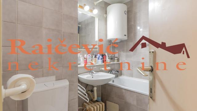 Stan, četvorosoban, Prodaja, 63m2, Bežanijska kosa 1, Novi Beograd, Ljubinke Bobic